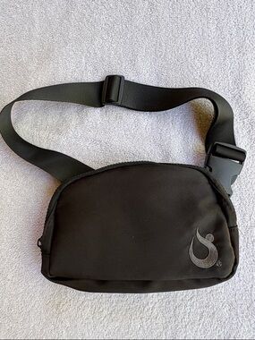 New - HOTWORX Fanny Pack /Crossbody Bag